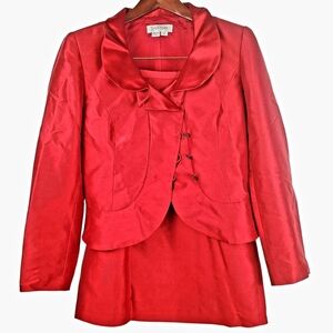 Vntg 90s Kay Unger Red Silk Suit. Cropped Jacket and Skirt. Size 10. #219
